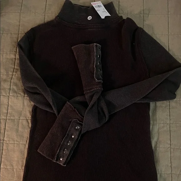 New We the Free Freya Mock Neck Thermal Top - Picture 9 of 11
